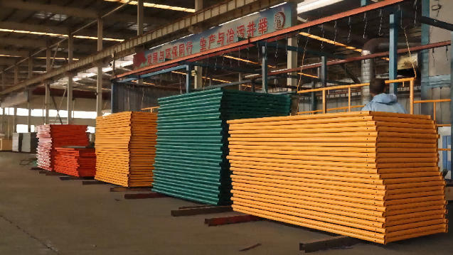 frame-scaffolding-for-facade-work-and-building-renovation-system-components-setup-factors-and-project-planning-4.jpg